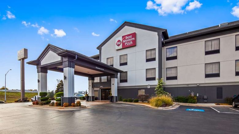 Best Western Plus Midwest City Inn Suite Exterior. Images powered by <a href="https://iceportal.shijigroup.com" target="_blank" rel="noopener">Ice Portal</a>.