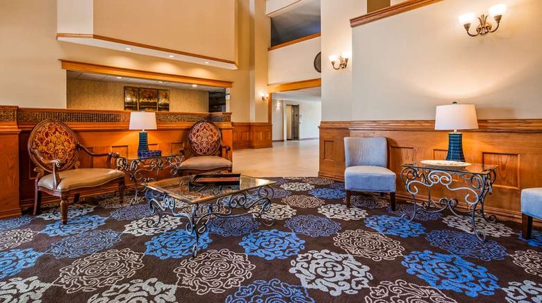 <b>Best Western Locust Grove Inn & Suites Lobby</b>. Images powered by <a href="https://iceportal.shijigroup.com/" title="IcePortal" target="_blank">IcePortal</a>.