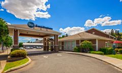 Best Western Wheatland Inn