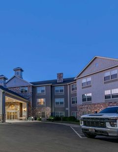 Top Hotels in Neenah, WI