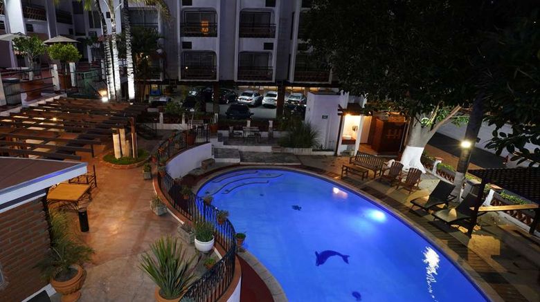 <b>Best Western El Cid Pool</b>. Images powered by <a href="https://iceportal.shijigroup.com/" title="IcePortal" target="_blank">IcePortal</a>.