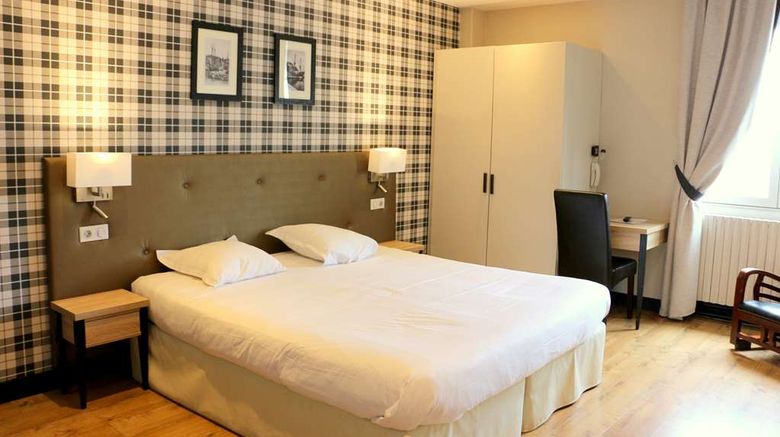 <b>Best Western Le Cheval Blanc Room</b>. Images powered by <a href="https://iceportal.shijigroup.com/" title="IcePortal" target="_blank">IcePortal</a>.