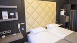 Best Western Plus Cannes Riviera & Spa Room