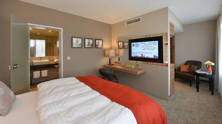 <b>Best Western Plus Delta Park Hotel Room</b>. Images powered by <a href="https://iceportal.shijigroup.com/" title="IcePortal" target="_blank">IcePortal</a>.