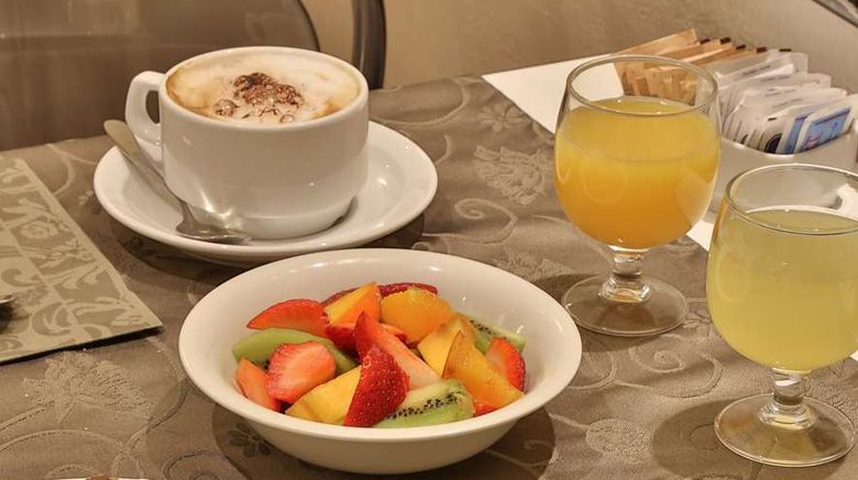 <b>Best Western Plus Hotel Genova Restaurant</b>. Images powered by <a href="https://iceportal.shijigroup.com/" title="IcePortal" target="_blank">IcePortal</a>.