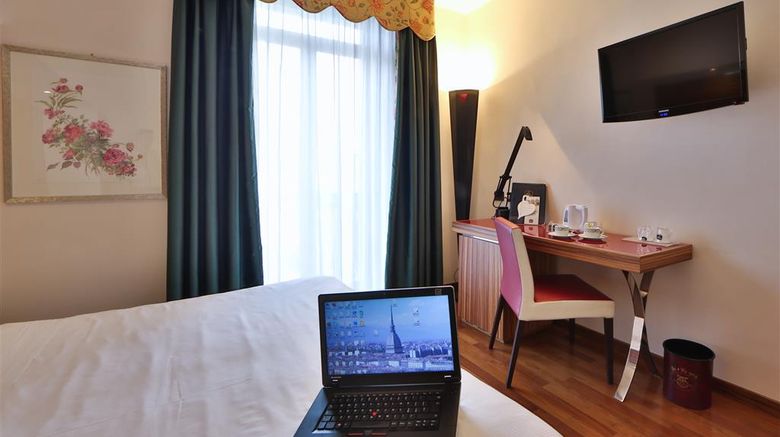 <b>Best Western Hotel Piemontese Room</b>. Images powered by <a href="https://iceportal.shijigroup.com/" title="IcePortal" target="_blank">IcePortal</a>.