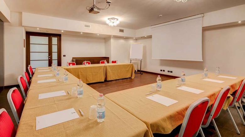 <b>Best Western City Hotel Meeting</b>. Images powered by <a href="https://iceportal.shijigroup.com/" title="IcePortal" target="_blank">IcePortal</a>.