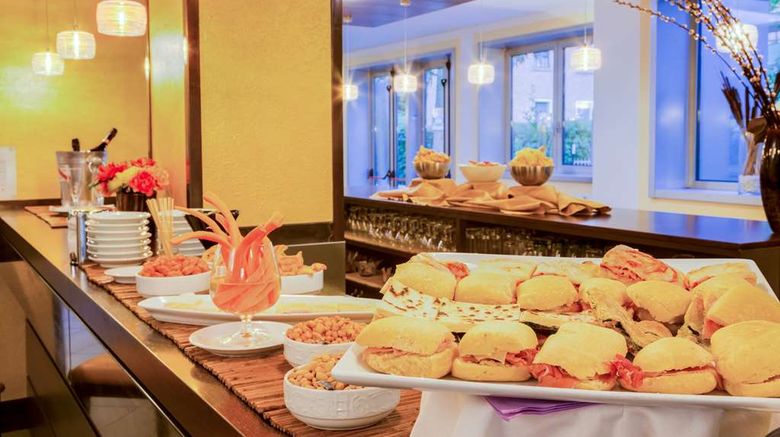 <b>Best Western City Hotel Restaurant</b>. Images powered by <a href="https://iceportal.shijigroup.com/" title="IcePortal" target="_blank">IcePortal</a>.