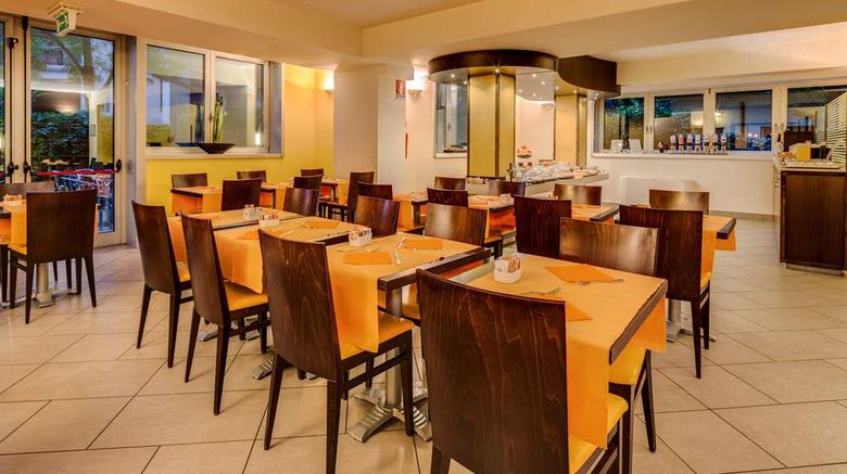 <b>Best Western City Hotel Restaurant</b>. Images powered by <a href="https://iceportal.shijigroup.com/" title="IcePortal" target="_blank">IcePortal</a>.