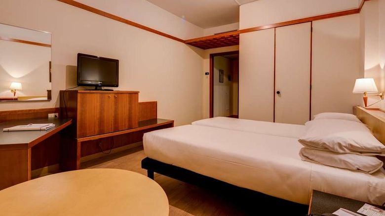 <b>Best Western City Hotel Room</b>. Images powered by <a href="https://iceportal.shijigroup.com/" title="IcePortal" target="_blank">IcePortal</a>.