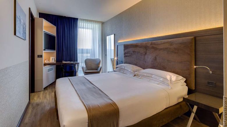<b>Best Western Plus Hotel Farnese Room</b>. Images powered by <a href="https://iceportal.shijigroup.com/" title="IcePortal" target="_blank">IcePortal</a>.