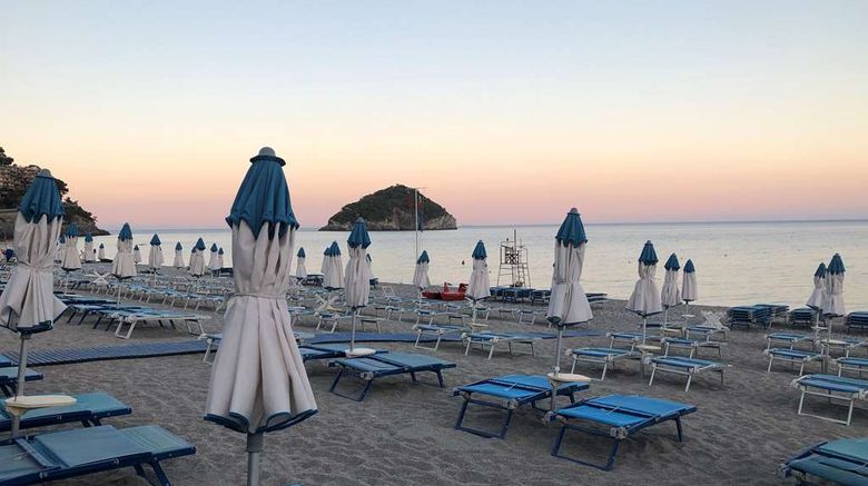 <b>Best Western Hotel Acqua Novella Beach</b>. Images powered by <a href="https://iceportal.shijigroup.com/" title="IcePortal" target="_blank">IcePortal</a>.