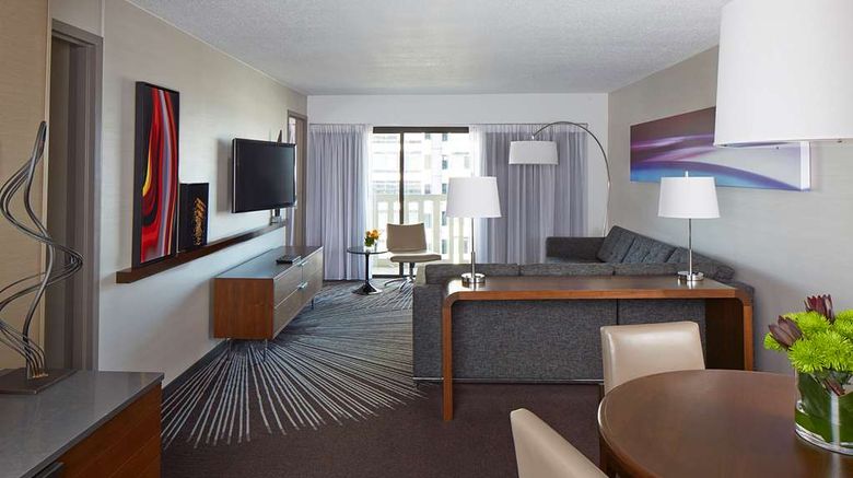 <b>Hyatt Regency Atlanta Suite</b>. Images powered by <a href="https://iceportal.shijigroup.com/" title="IcePortal" target="_blank">IcePortal</a>.