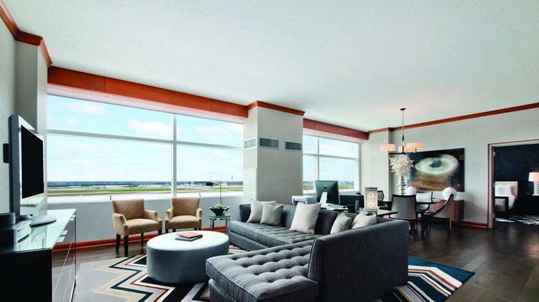 <b>Grand Hyatt DFW Suite</b>. Images powered by <a href="https://iceportal.shijigroup.com/" title="IcePortal" target="_blank">IcePortal</a>.
