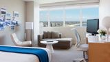 <b>Hyatt Regency Long Beach Room</b>. Images powered by <a href="https://iceportal.shijigroup.com/" title="IcePortal" target="_blank">IcePortal</a>.