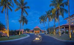 Holiday Villa Beach Resort Spa Cherating First Class Kuantan Malaysia Hotels Gds Reservation Codes Travel Weekly Asia