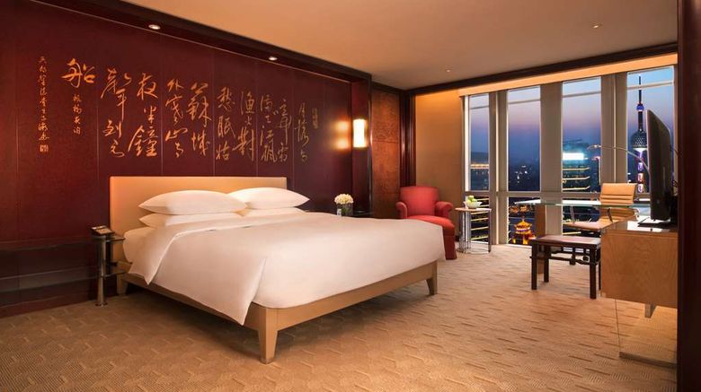 <b>Grand Hyatt Shanghai Room</b>. Images powered by <a href=https://www.travelagewest.com/Hotels/Shanghai/