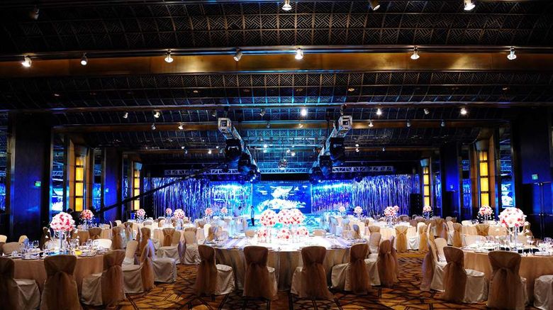 <b>Grand Hyatt Shanghai Ballroom</b>. Images powered by <a href=https://www.travelagewest.com/Hotels/Shanghai/