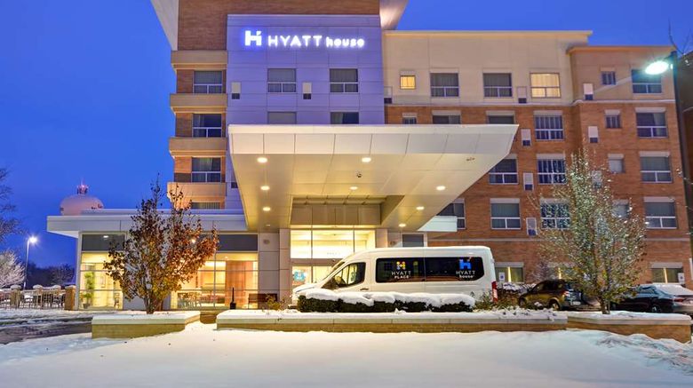 Hyatt House Chicago/Naperville Exterior. Images powered by <a href="https://iceportal.shijigroup.com" target="_blank" rel="noopener">Ice Portal</a>.