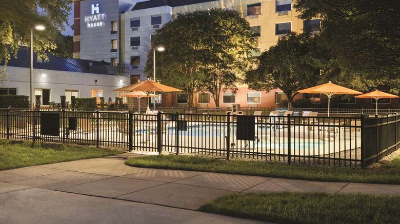 <b>Hyatt House Charlotte Airport Pool</b>. Images powered by <a href="https://iceportal.shijigroup.com/" title="IcePortal" target="_blank">IcePortal</a>.
