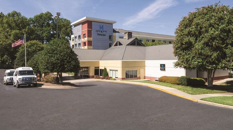 <b>Hyatt House Charlotte Airport Exterior</b>. Images powered by <a href="https://iceportal.shijigroup.com/" title="IcePortal" target="_blank">IcePortal</a>.