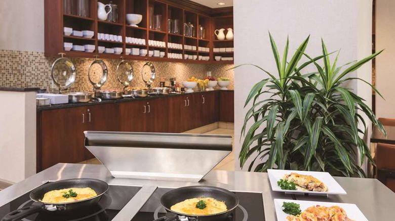 <b>Hyatt House Charlotte Airport Restaurant</b>. Images powered by <a href="https://iceportal.shijigroup.com/" title="IcePortal" target="_blank">IcePortal</a>.