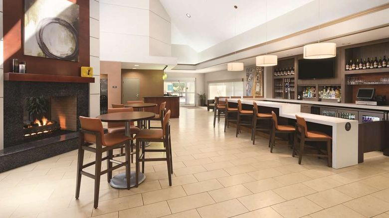 <b>Hyatt House Charlotte Airport Restaurant</b>. Images powered by <a href="https://iceportal.shijigroup.com/" title="IcePortal" target="_blank">IcePortal</a>.