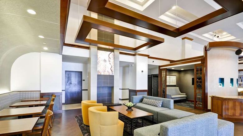 <b>Hyatt Place Minneapolis Airport-South Lobby</b>. Images powered by <a href="https://iceportal.shijigroup.com/" title="IcePortal" target="_blank">IcePortal</a>.