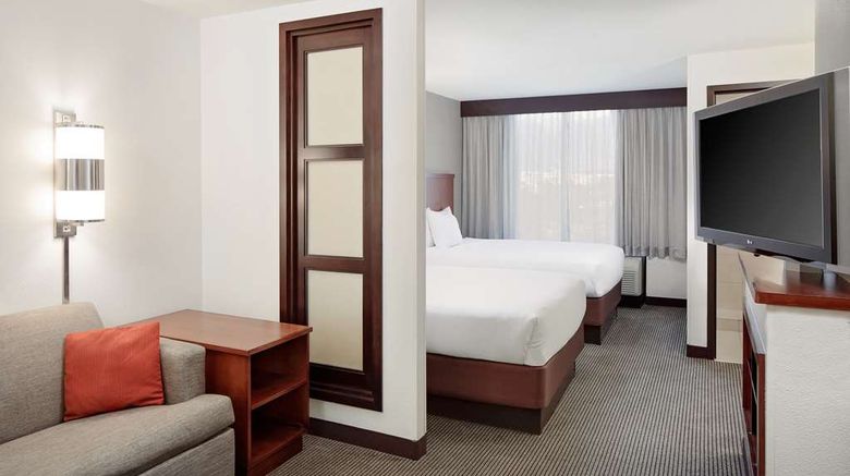 <b>Hyatt Place Ontario/Rancho Cucamonga Room</b>. Images powered by <a href="https://iceportal.shijigroup.com/" title="IcePortal" target="_blank">IcePortal</a>.