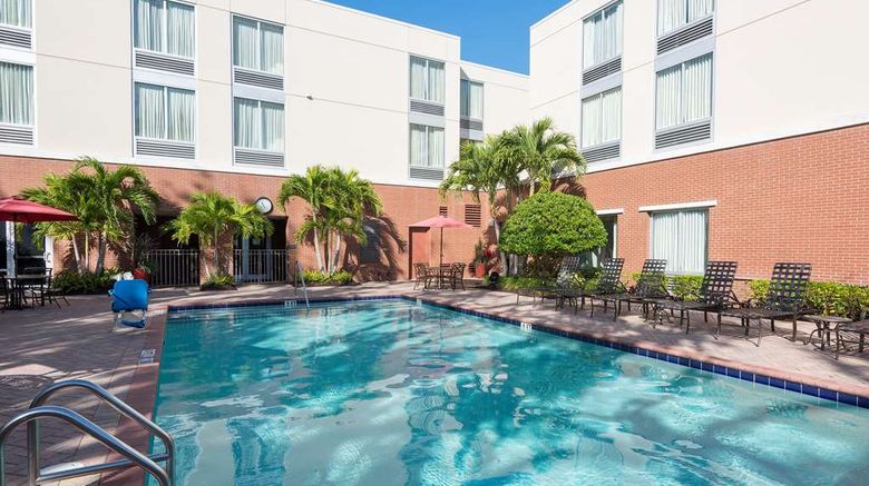 <b>Hyatt Place Sarasota Bradenton Airport Pool</b>. Images powered by <a href="https://iceportal.shijigroup.com/" title="IcePortal" target="_blank">IcePortal</a>.