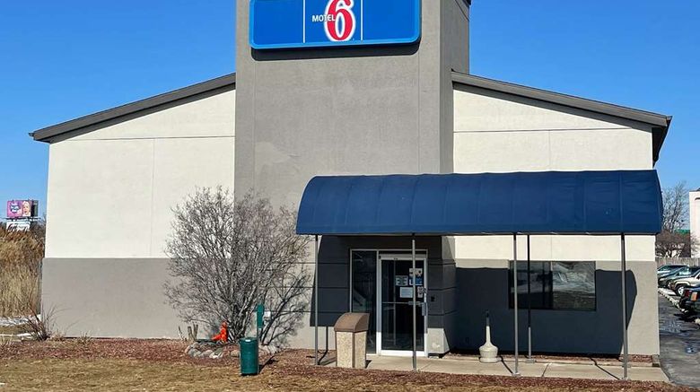 Motel 6 Green Bay-Lambeau Exterior. Images powered by <a href="https://iceportal.shijigroup.com" target="_blank" rel="noopener">Ice Portal</a>.