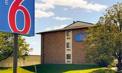 Motel 6 Elk Grove Village - O'Hare