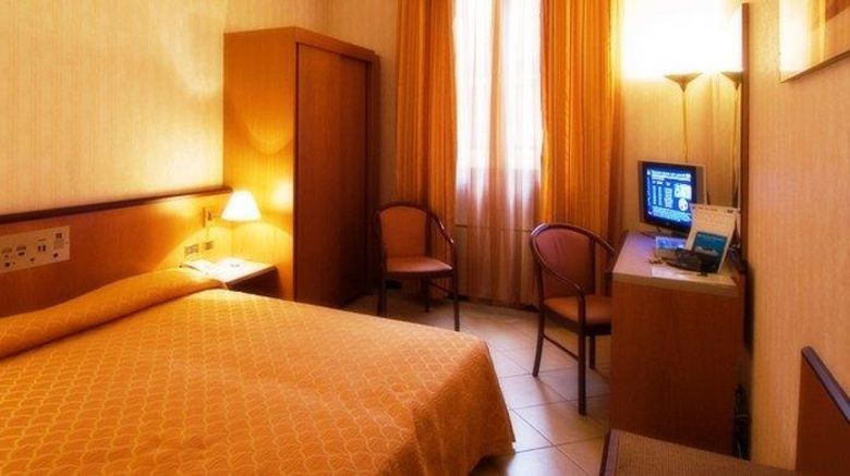 <b>Grand Hotel Bologna Room</b>. Images powered by <a href="https://iceportal.shijigroup.com/" title="IcePortal" target="_blank">IcePortal</a>.