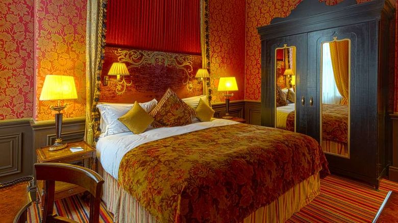 <b>The Merchant Hotel Room</b>. Images powered by <a href="https://iceportal.shijigroup.com/" title="IcePortal" target="_blank">IcePortal</a>.