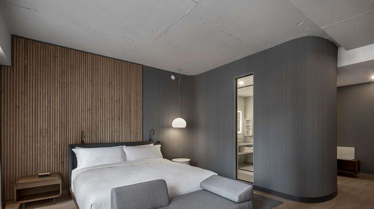 Hotel Le Germain Montreal Room