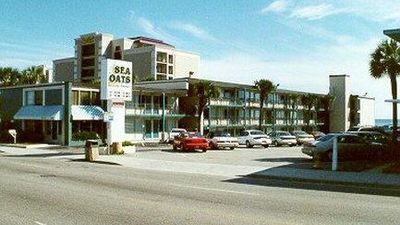 Sea Dunes Oceanfront Inn