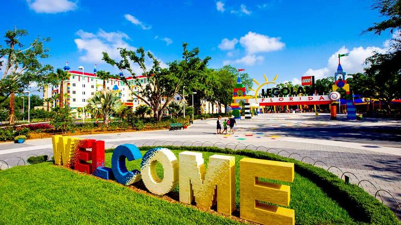 <b>LEGOLAND Florida Resort Exterior</b>. Images powered by <a href="https://iceportal.shijigroup.com/" title="IcePortal" target="_blank">IcePortal</a>.
