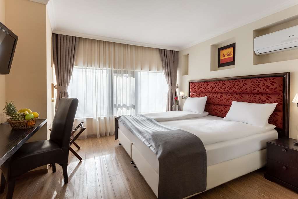 Le Boutique Hotel Moxa Bucharest Romania Hotels First Class