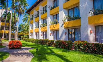Plaza Pelicanos Club Beach Resort