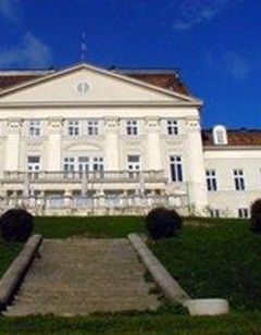 Austria Trend Schloss Wilhelminenberg