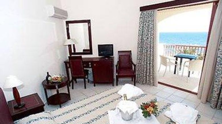 <b>Caravel Hotel Zante Room</b>. Images powered by <a href="https://iceportal.shijigroup.com/" title="IcePortal" target="_blank">IcePortal</a>.