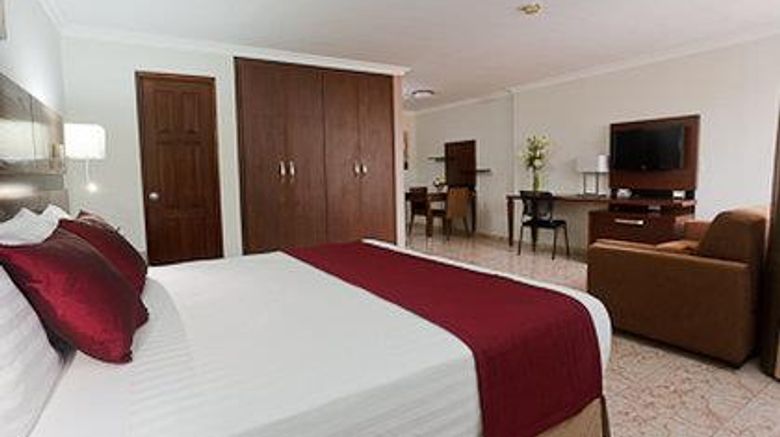 <b>Hotel Coral Suites Room</b>. Images powered by <a href="https://iceportal.shijigroup.com/" title="IcePortal" target="_blank">IcePortal</a>.