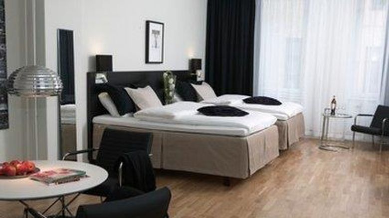 <b>Hotel Flora Room</b>. Images powered by <a href="https://iceportal.shijigroup.com/" title="IcePortal" target="_blank">IcePortal</a>.