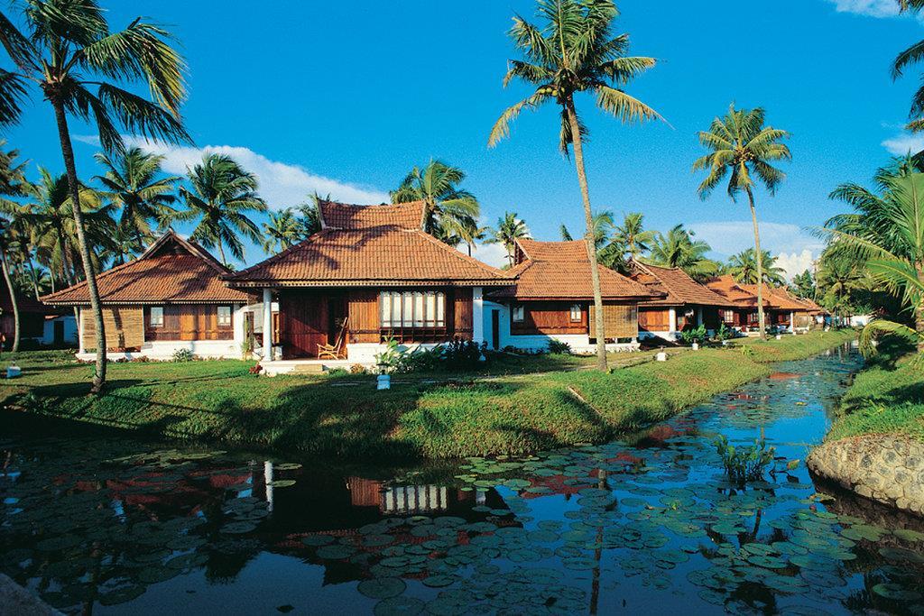 19 Amazing Places To Visit In Kumarakom In Your 2023 Vacay