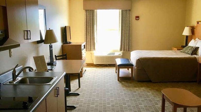 <b>Aspen Suites Hotel Juneau Room</b>. Images powered by <a href="https://iceportal.shijigroup.com/" title="IcePortal" target="_blank">IcePortal</a>.