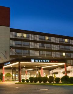 Hotel Ruby Foo's
