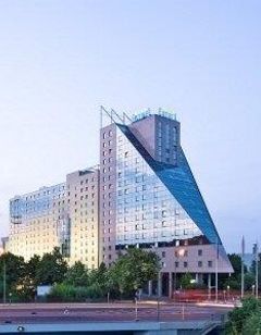 Estrel Hotel & Convention Center