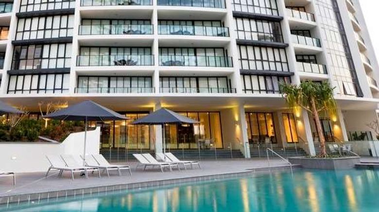 <b>Mantra Sierra Grand Pool</b>. Images powered by <a href="https://iceportal.shijigroup.com/" title="IcePortal" target="_blank">IcePortal</a>.