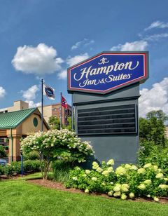 Hampton Inn & Suites Vanderbilt-Elliston