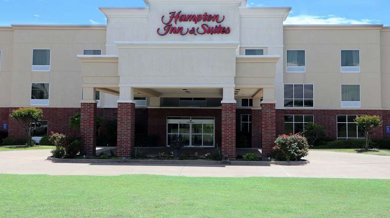Hampton Inn  and  Suites Stephenville Exterior. Images powered by <a href="https://iceportal.shijigroup.com" target="_blank" rel="noopener">Ice Portal</a>.